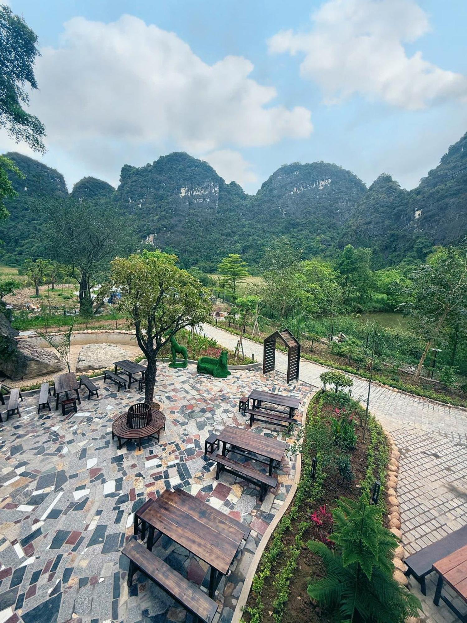 Cendana Trang An Retreat lều