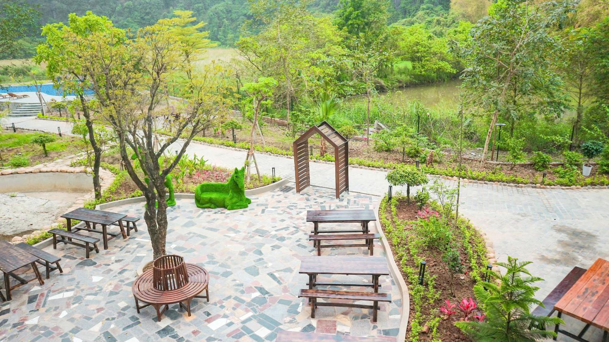 Cendana Trang An Retreat